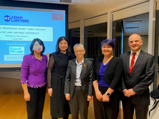 b73534f8-f981-ceea-c522-c2549ebd888d